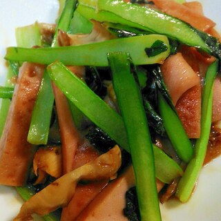 魚肉ソーセージと小松菜のオイスター炒め